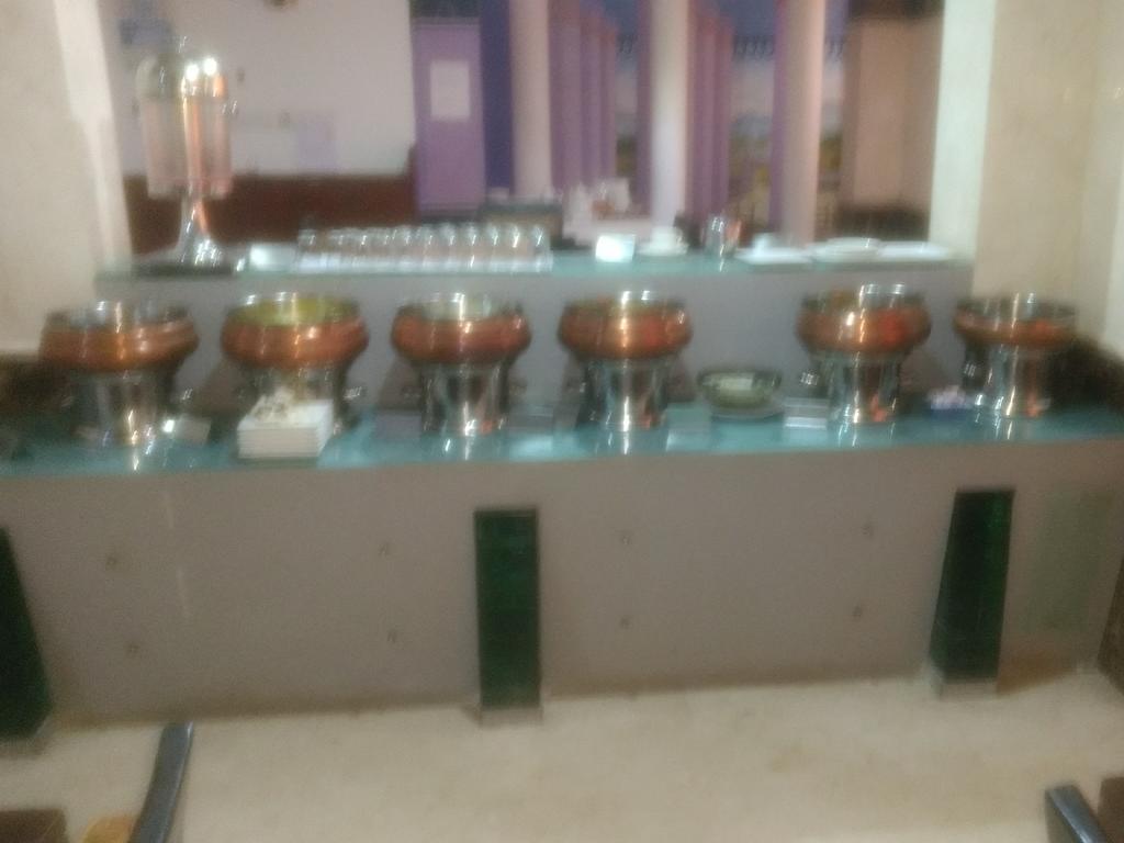 Emarald Hotel Cochin Kochi Exterior photo